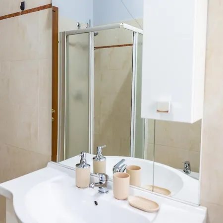 Appartement [elegant Apartment] In Center