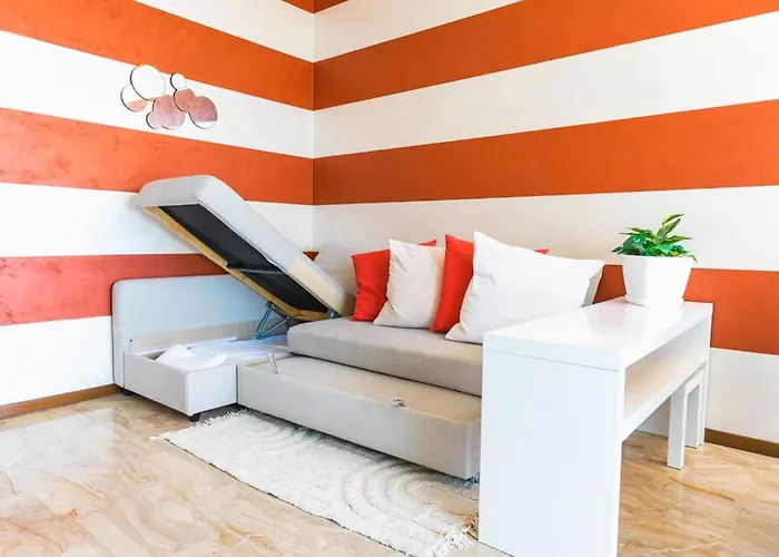 Elegant In Center Bergamo